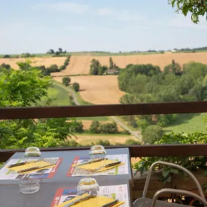 Logis - Le Relais Des Deux Vallees - Et Restaurant Hotel